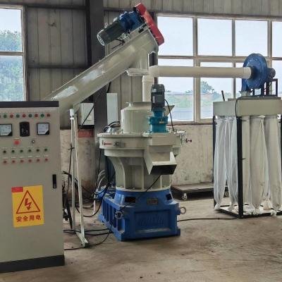 China 6mm-12mm Wood Pellet Production Line 1-1.5ton/H Vertical Ring Die Pellet Mill for sale