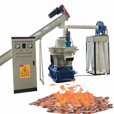 China Biomass Alfalfa Pellet Making Machine Sawdust Rice Husk Pellet Machine 1.5-2 T/H en venta