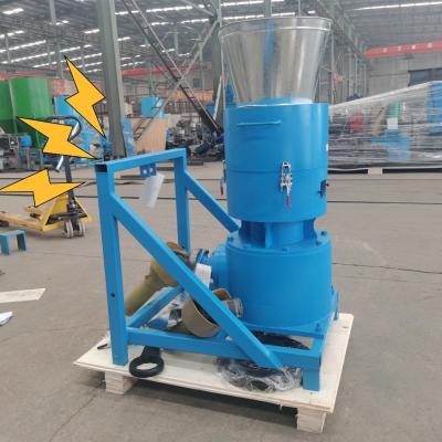 Cina 2 Roller Power Take Off Animal Wood Pellet Mill For Benefit Of Pellet Production in vendita