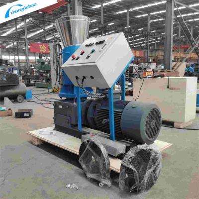 China Máquina de moagem de pelotas de madeira de rolos 240-340 KG/H para serragem de madeira de biomassa à venda