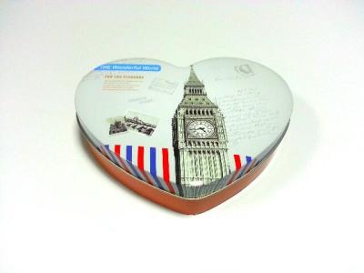 China Envases populares de la hojalata de la caja de la lata del chocolate, color plata dentro, forma del corazón en venta