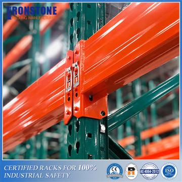 China RMI-Certified American Standard Warehouse Teardrop Pallet Rack for sale