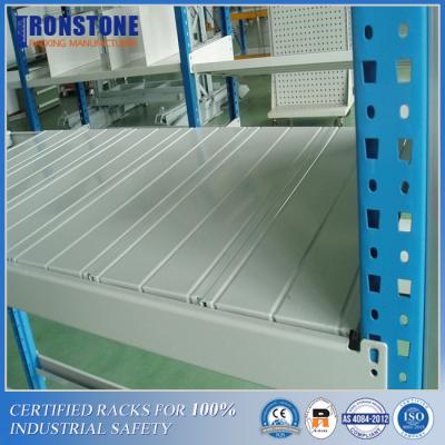 中国 容易な調整されるおよび合わせる  倉庫の鋼鉄は高い転換のための貯蔵の棚に棚に置く 販売のため