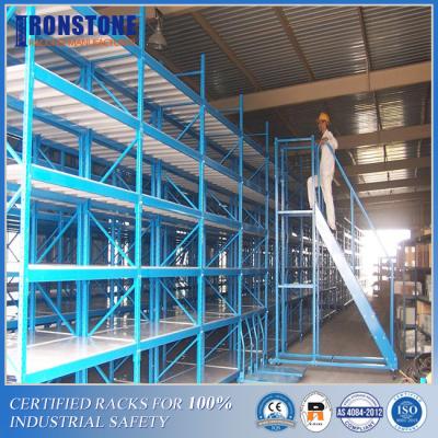 China Immediately Accessed Storage Shelves Pallet Metal Rack With Easy Assembly for sale