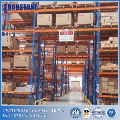 中国 産業使用法の高い安全の新しい製造技術の鋼鉄貯蔵の棚 販売のため