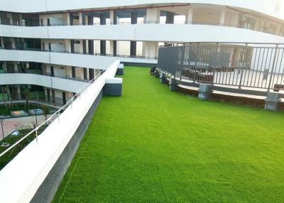 China Decoration PE Outdoor Artificial Turf , Garden Artificial Grass For Pets 4 Colors for sale