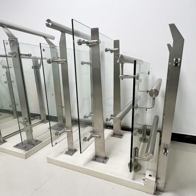 China Grade 201 304 316 Stainless Steel Metal Fabrication Railing Column For Staircase Fence for sale