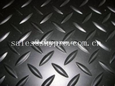 China Customized Heavy Duty Nonslip Rubber Car Mats Smooth / embossed Surface for sale