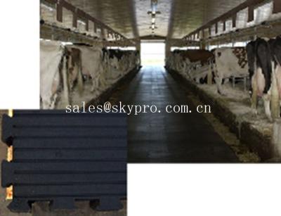 China Anti-slip anti-fatigue interlocking rubber mat Customizable textures for sale