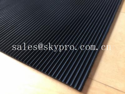 China Recycled Odorless corrugated rubber matting 3mm thick min. Oil resistance for sale