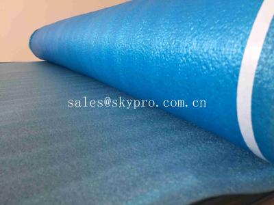 China Kommerzielle blaue silberne schalldichte Unterlage für lamellenförmig angeordneten Bodenbelag, ausgezeichneter Feuchtigkeits-Schutz zu verkaufen
