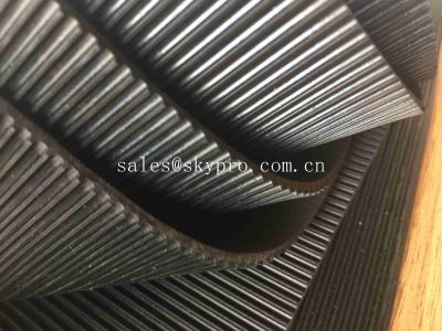 China Smooth / Pattern Surface Rubber Mats , NR Rubber Sheet For Engine Room for sale