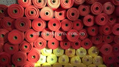 Chine Feuille adhésive de mousse de scintillement d'EVA de scintillement de couleur pour la feuille d'acétate de vinyle d'éthylène d'impression d'écran à vendre