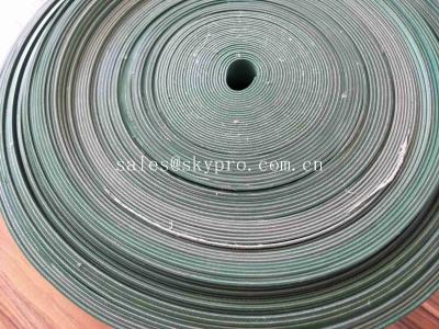 China Oil - Proof Green PVC Rubber Conveyor Belt With Cleat Flange Skirt Sidewall for sale