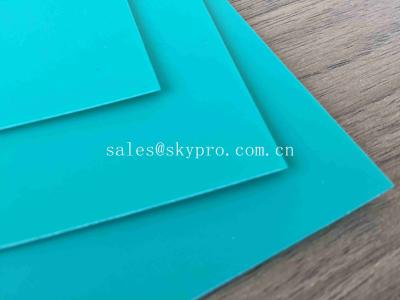 Chine feuilles en plastique dures colorées rigides de bande de conveyeur de PVC de panneau de feuille de 0.7mm pp à vendre