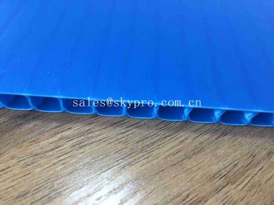 中国 プラスチックPP保護に床を張るための波形の広告印板シート 販売のため