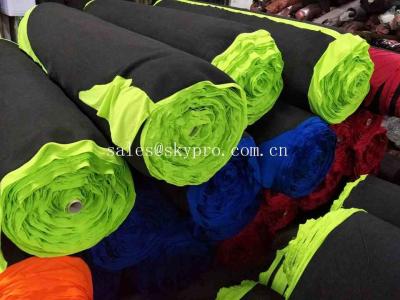 China CR colorido del SCR SBR del rollo de la tela del neopreno de la fuerza de alta resistencia para el traje de salto en venta
