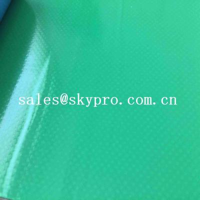 China Recycled Anti-static Friendly PVC Coated Fabric Green Smooth Surface PVC Truck Tarpaulin Coated Fabric for sale