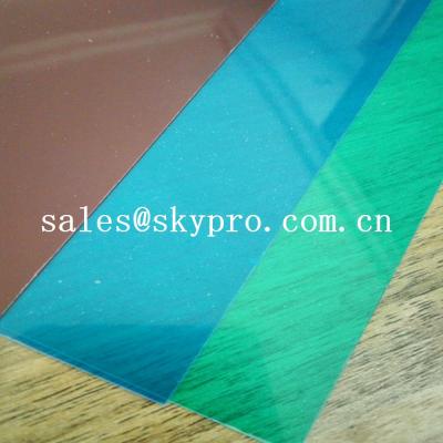 China Cor diferente Eco-amigável folha plástica rígida cortada do PVC para o cartão plástico à venda