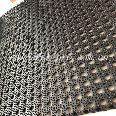China Oil Proof Kitchen Holes Nitrile Rubber Mats Heavy Duty With Hollow for sale