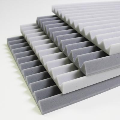 China 28kg/M3 Density Wedge Tiles Soundproof Acoustic Foam for sale