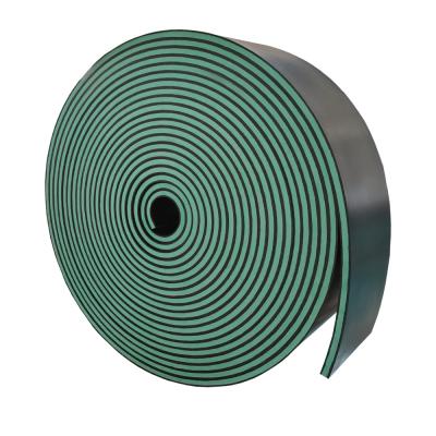 China Green Sandwich Rubber Skirting Board Two Side Black Coated Abrasion Resistant for sale