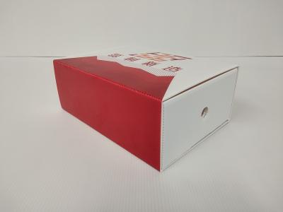 Chine La feuille creuse des boîtes en carton de la chaussure 1500GSM pp a ridé des tonneaux à vendre