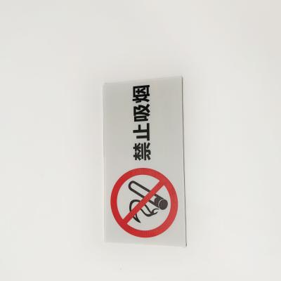 中国 防水波形の警告の交通標識Advertising180N/M2 販売のため