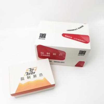 Chine le conditionnement en plastique ondulé de norme de 3.5mm enferme dans une boîte la résistance d'humidité antistatique à vendre