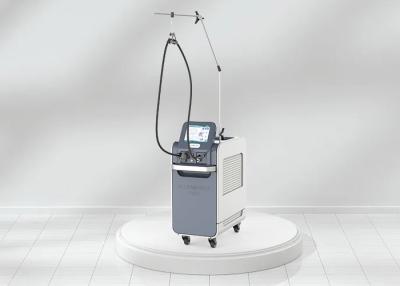 China máquina del salón del retiro del pelo del laser del Alexandrite 755nm con la circulación del agua en venta