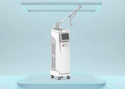Chine 40 Watts RF Fractional CO2 Laser Machine CE Certified For Skin Resurfacing à vendre