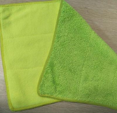 China Green Twisted Recombination Terry Fabric Microfiber Dust Mop 25*35cm 480gsm for sale