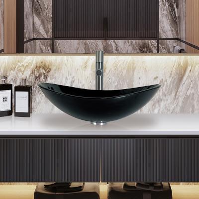 中国 High Glossy Black Tempered Glass Sink Boat Shape Table Top Bathroom Glass Wash Basins 販売のため