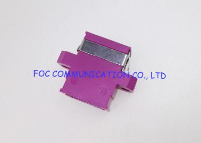 中国 OM4完全なフランジのコンパクトMPOの多重モードの光学コードのアダプター0.2dB/0.3dB 販売のため