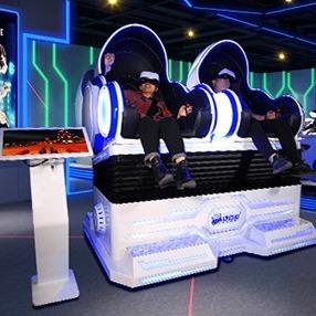 Chine 2 cinéma de film du simulateur 2.5KW VR de la chaise 9D de réalité virtuelle de Seat avec l'éclairage frais à vendre