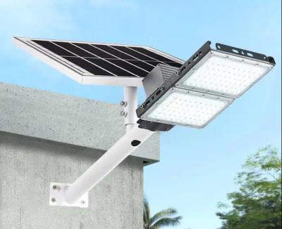 China 6000K Solar Powered Street Lights IP66 Security Led Exterior Lights 100 w 200 w 300 w 400 w for sale
