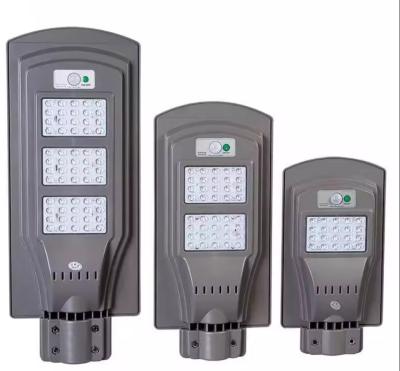 China LED-Solarlampen Außenstraßenstraßenlampe Integriert 30w 60w 90w 120w Außen All-in-One Solarstraßenlicht zu verkaufen
