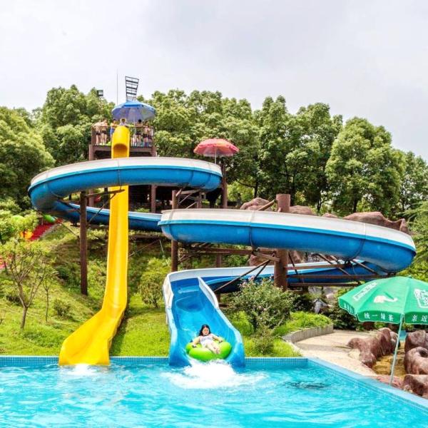 Quality Thrilling Water Slides Open Spiral Slide With Custom Design And Color for sale