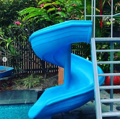 China Diapositiva espiral de la piscina de la fibra de vidrio privada del equipo del patio del agua de FRP en venta