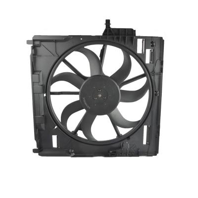 Chine X5 E70 17428618241 17428618240 Car Engine Radiator Cooling Fan 3.0si 4.8i 600W à vendre