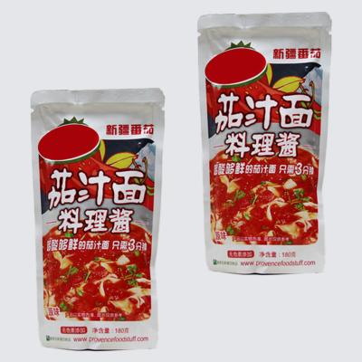 China Alto teor nutricional 180g Salsa de Tomate saborosa Ketchup Gordura 4,9g Por 100g à venda