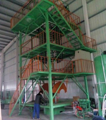 Chine Mousse de polyuréthane verticale faisant la machine autour de la machine continue de production de mousse à vendre