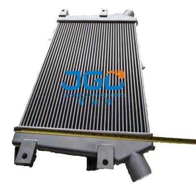 Chine Parties de pelle hydraulique refroidisseur d'huile système de refroidissement radiateur 207-03-71110 radiateur réservoir d'eau Pour PC360-7 à vendre