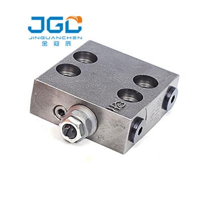 China PC130-7 excavador Hydraulic Parts PC160-7 que reduce el bloque 702-21-55100 de la válvula de descarga en venta