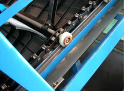 中国 ピッチ67.73のローラーの鎖のエスカレーターの固体車軸予備品のエスカレーターCNAS 販売のため