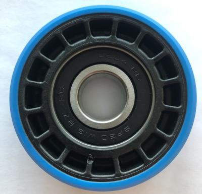 China 75x24 Escalator Spare Part Step Chain Roller Hub Type Roller With Bearing 6302 for sale