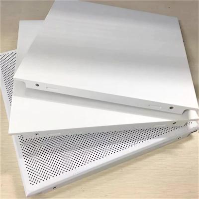 China 300x300mm 600x1200mm Panel de techo de aluminio Revestimiento en polvo anticorrosivo en venta