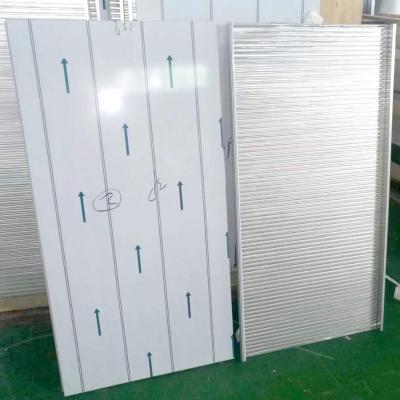 China Panel de aluminio corrugado ligero de alta resistencia para decoración de techos en venta