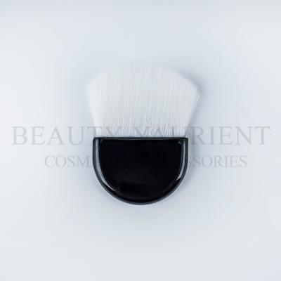 China Rounded Half Moon Makeup Brush 4.5mm To 40mm Diameter Cheek Contour Brush for sale