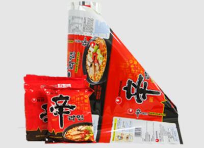 China Moisture Proof Food Packaging Film Roll BOPP/VMOPP/LDPE Instant Noodle Packaging for sale